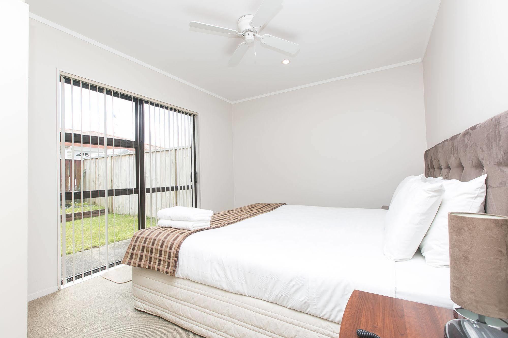 景园汽车旅馆 Pukekohe 外观 照片